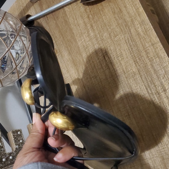 Zara Women's Black Flat Strappy Sandal With Metal Ornament Sz 9 (40) - Picture 6 of 11